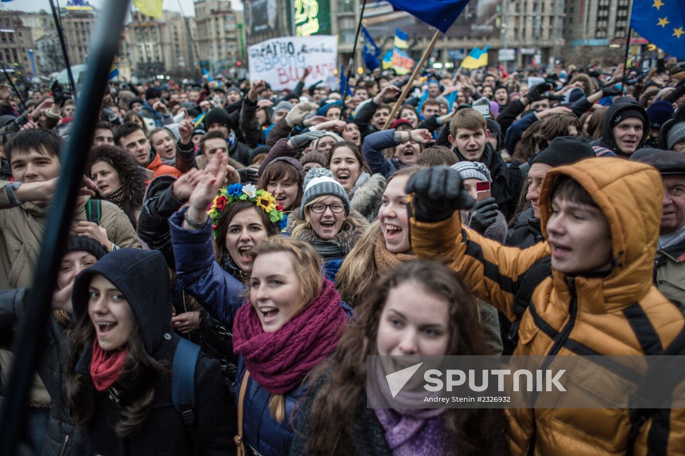 Riots in Ukraine after government refusal to join EU