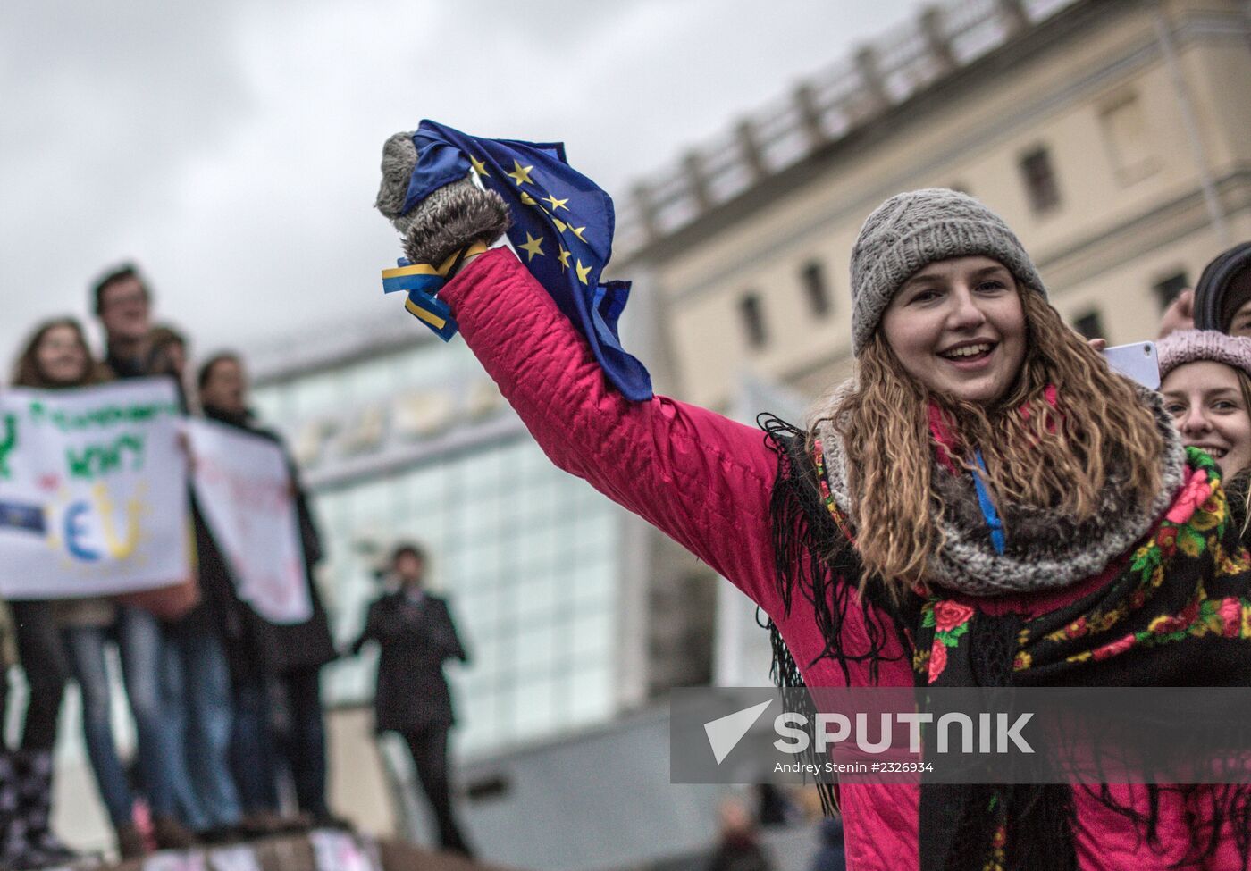 Riots in Ukraine after government refusal to join EU