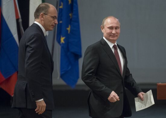 Vladimir Putin visits Italy