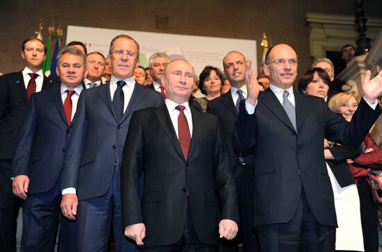 Vladimir Putin visits Italy