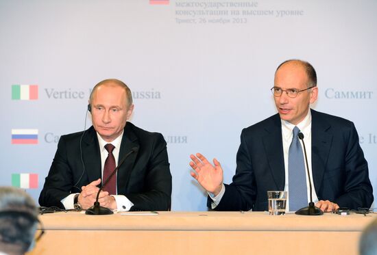 Vladimir Putin visits Italy