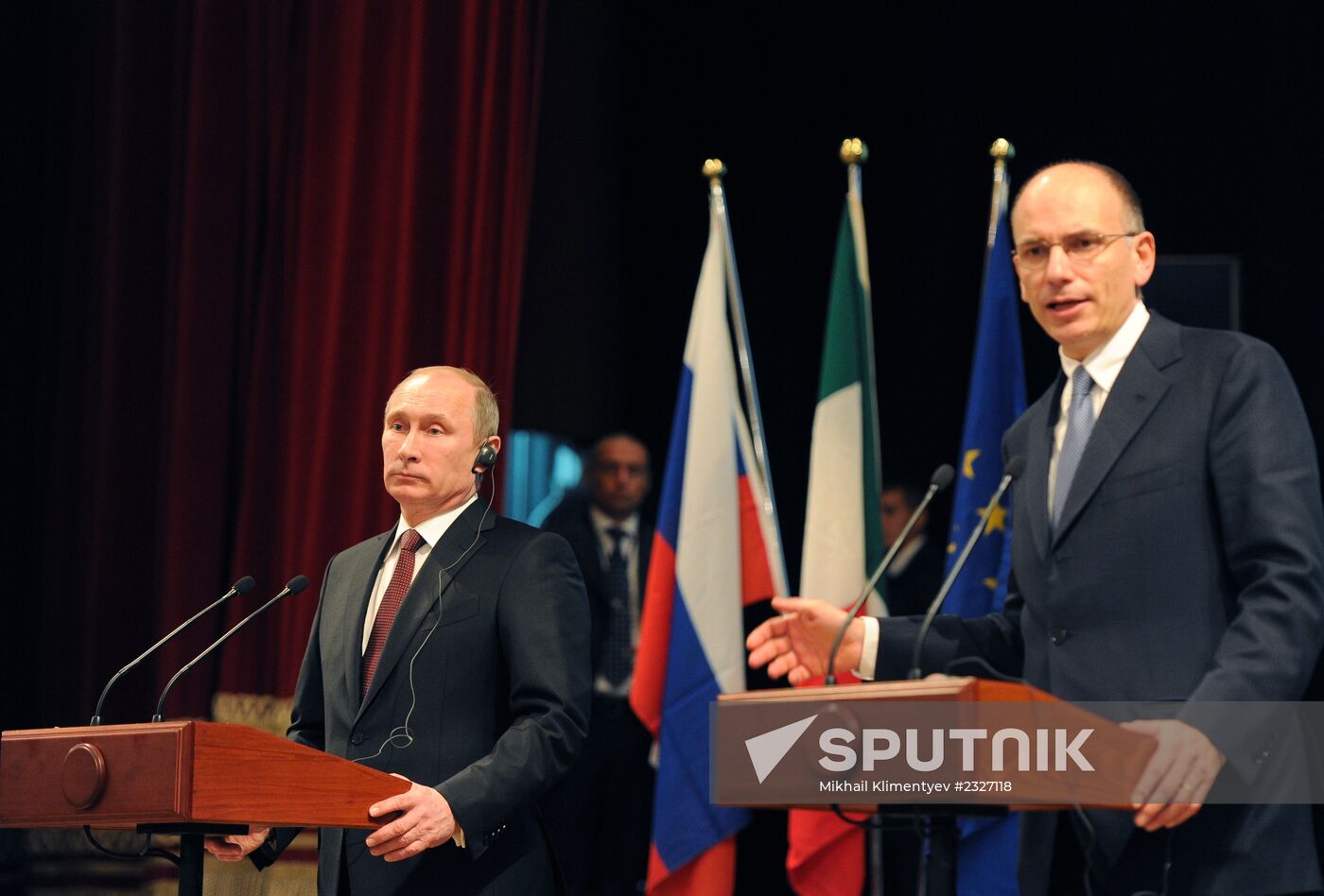 Vladimir Putin visits Italy