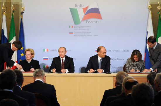 Vladimir Putin visits Italy