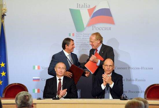 Vladimir Putin visits Italy