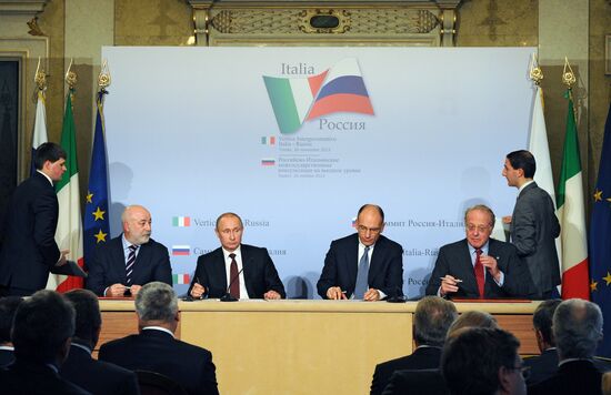 Vladimir Putin visits Italy
