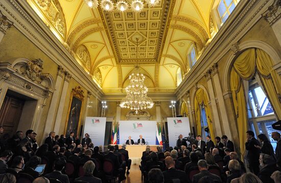 Vladimir Putin visits Italy