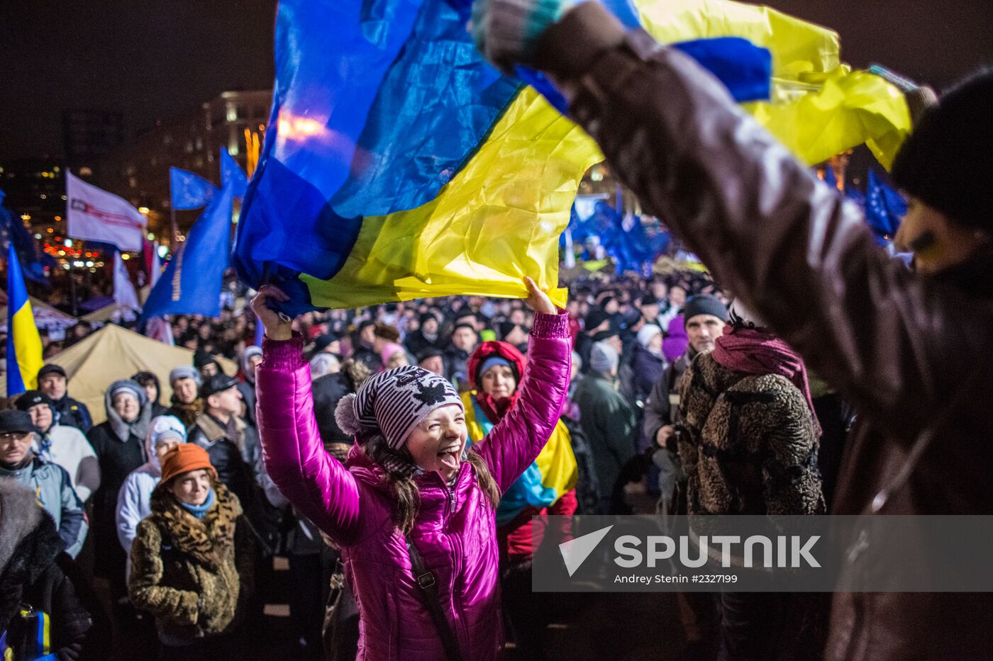 Riots in Ukraine after government refusal to join EU