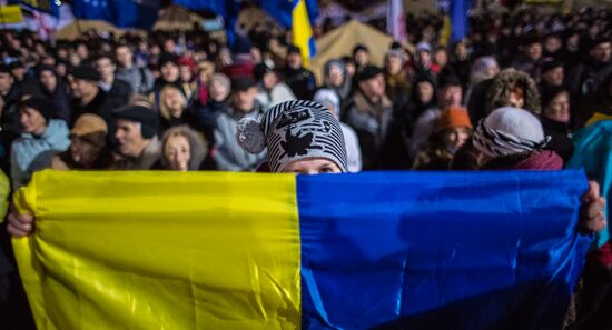 Riots in Ukraine after government refusal to join EU