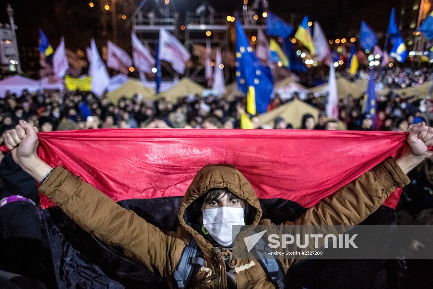 Riots in Ukraine after government refusal to join EU