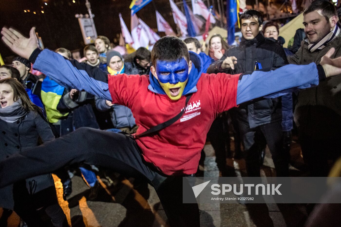 Riots in Ukraine after government refusal to join EU