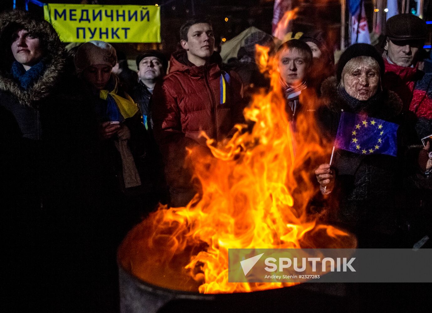 Riots in Ukraine after government refusal to join EU