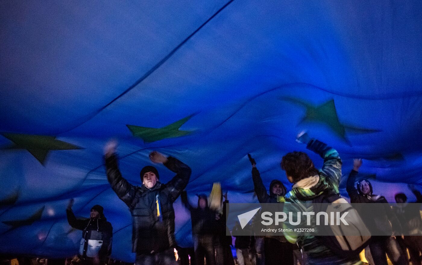 Riots in Ukraine after government refusal to join EU