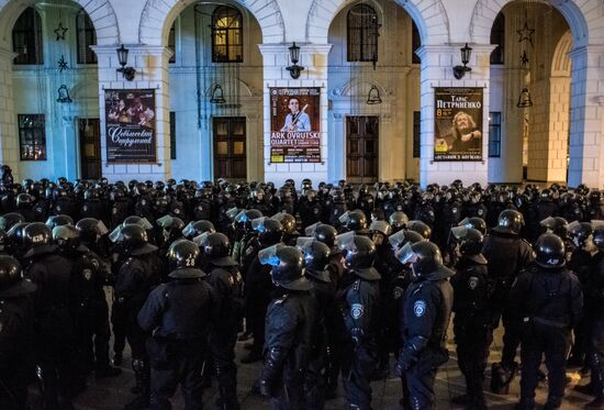 Riots in Ukraine after government refusal to join EU