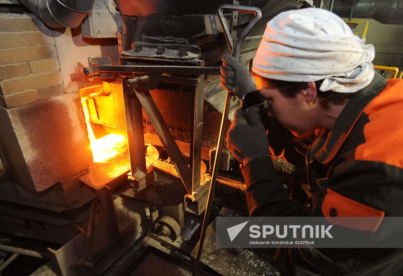 Glass casting factory in Chelyabinsk