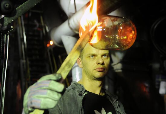 Glass casting factory in Chelyabinsk