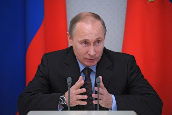 Vladimir Putin visits Southern Federal District