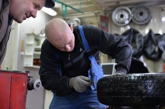 Tire shop operation in Omsk Region