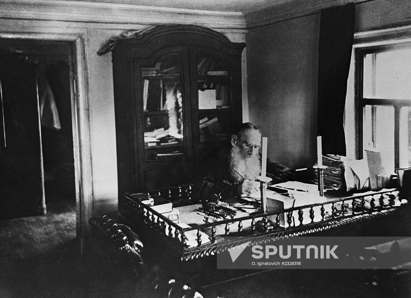 Writer Leo Tolstoy