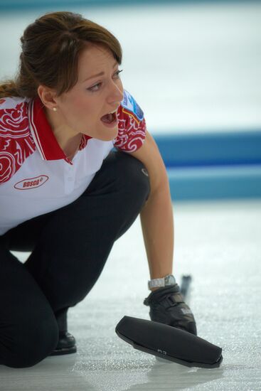 2013 European Curling Championships. Day Six