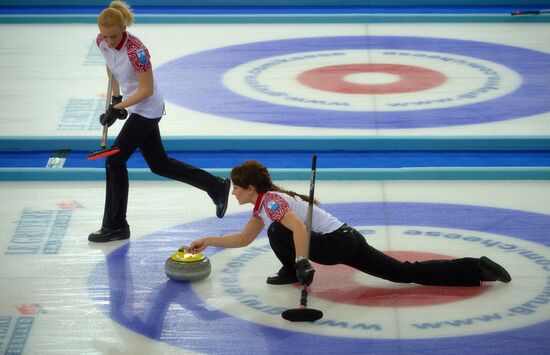 2013 European Curling Championships. Day Six
