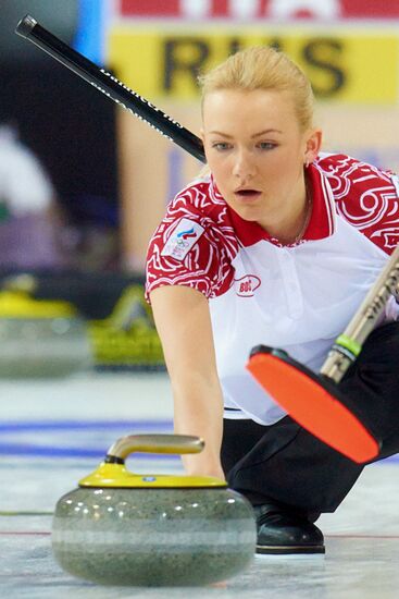 2013 European Curling Championships. Day Six