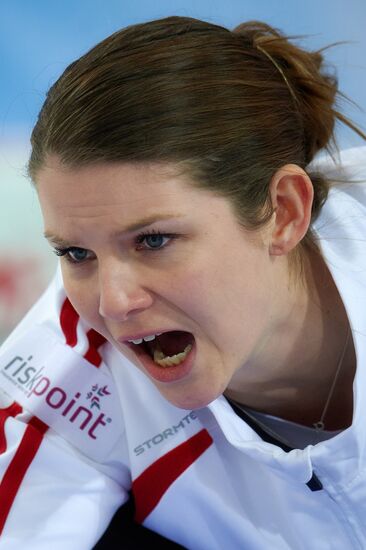 2013 European Curling Championships. Day Six