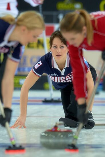 2013 European Curling Championships. Day Six