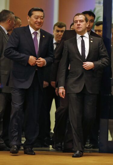 Dmitry Medvedev visits Uzbekistan