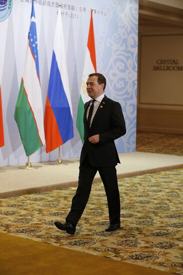 Dmitry Medvedev visits Uzbekistan