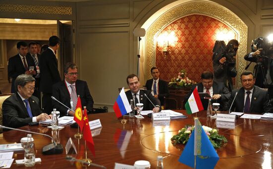 Dmitry Medvedev visits Uzbekistan