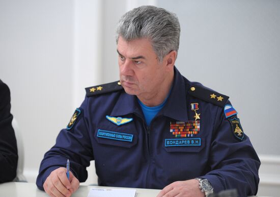 Vladimir Putin chairs meeting on long range precision weapons