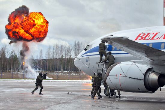 Anti-terrorism exercises at Minsk airport