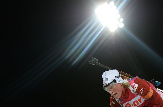 Biathlon. 1st stage of World Cup. Women's sprint