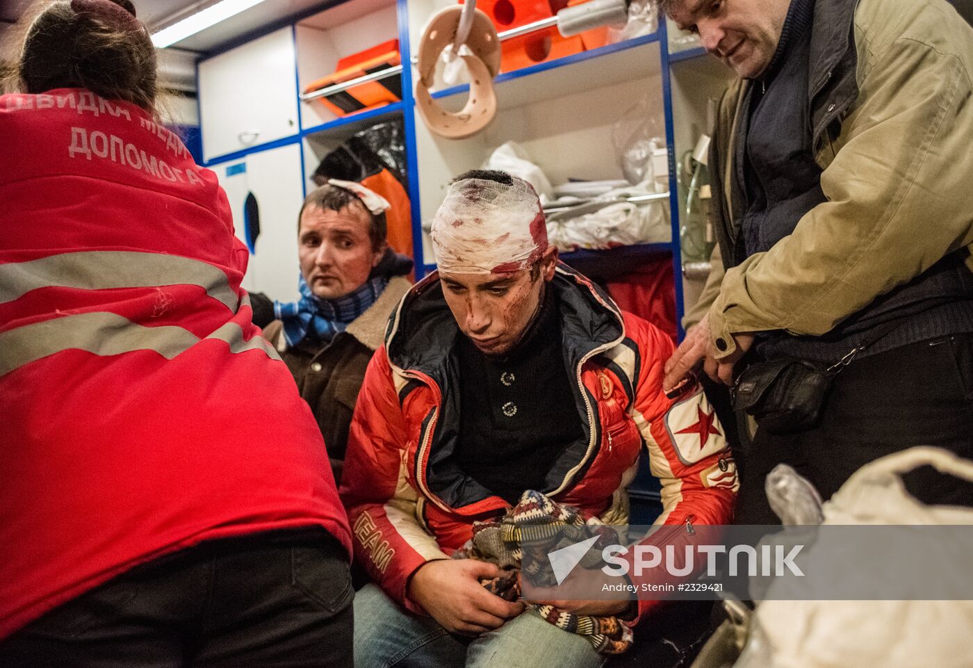 Police clear protesters from Independence Square