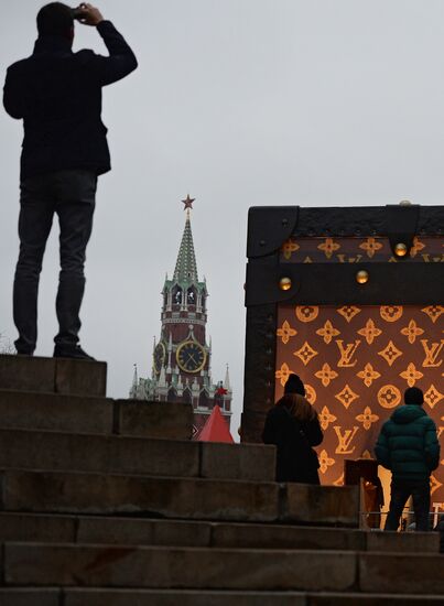 Louis Vuitton suitcase pavilion on Red Square