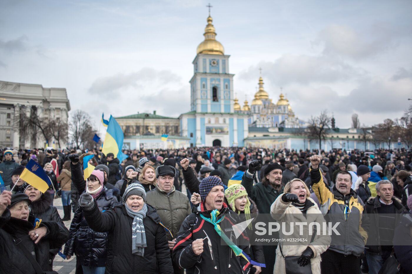 Civil disorders continue in Kiev
