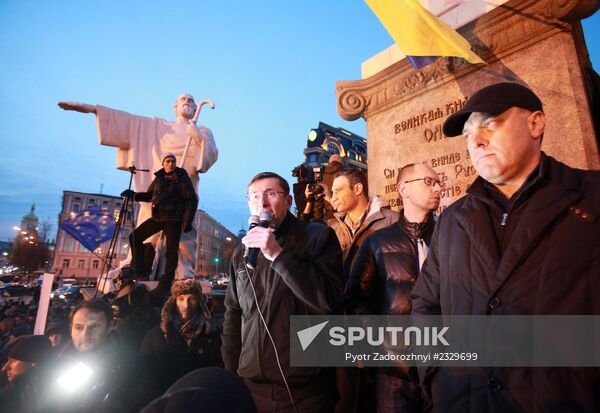 Civil disorders continue in Kiev
