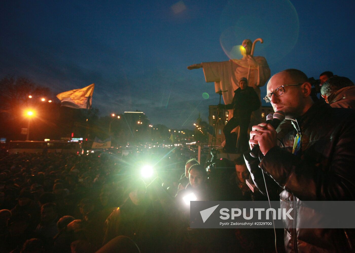 Civil disorders continue in Kiev