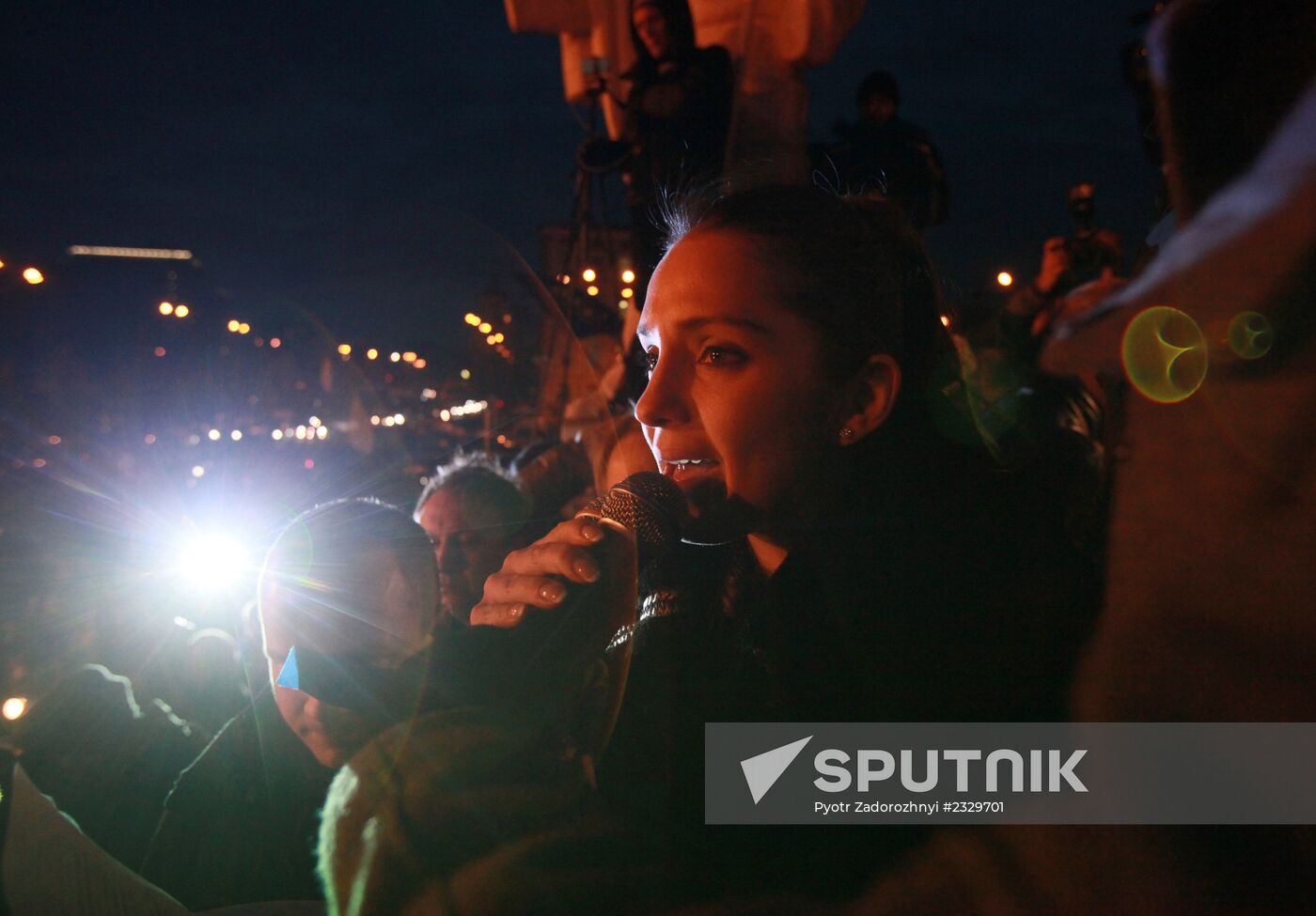 Civil disorders continue in Kiev