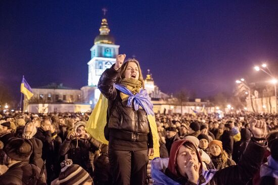 Civil disorders continue in Kiev