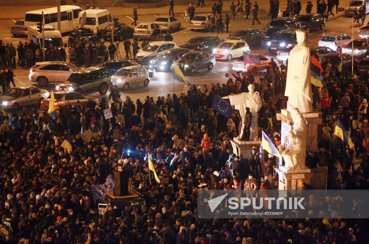 Civil disorders continue in Kiev