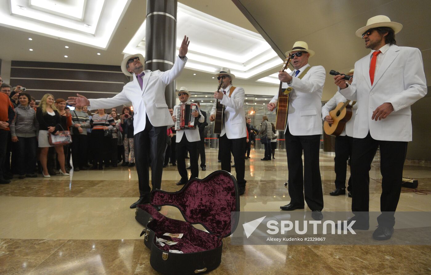 Neschastny Sluchai's anniversary concert "Tridsatilogiya"