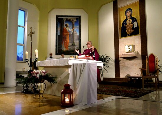 Worship on first day of Advent in Kaliningrad