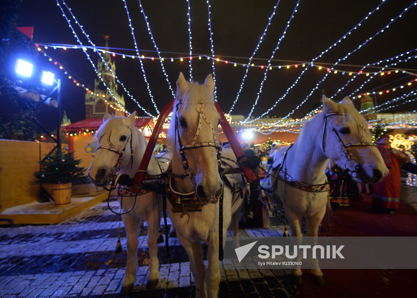 Christmas fair opens on Red Square