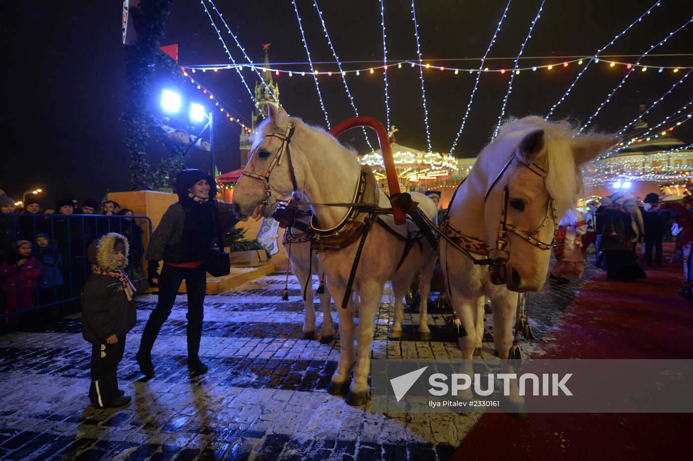 Christmas fair opens on Red Square