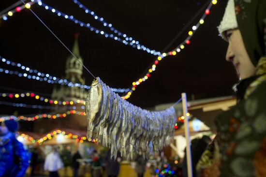 Christmas fair opens on Red Square