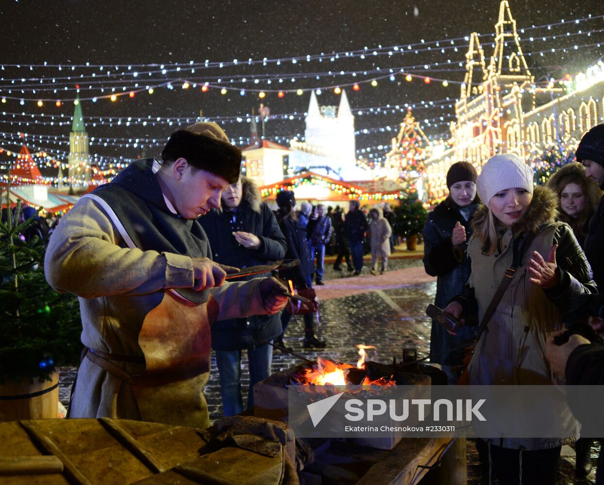 Christmas fair opens on Red Square