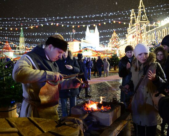Christmas fair opens on Red Square