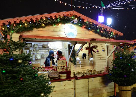 Christmas fair opens on Red Square