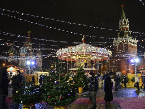 Christmas fair opens on Red Square
